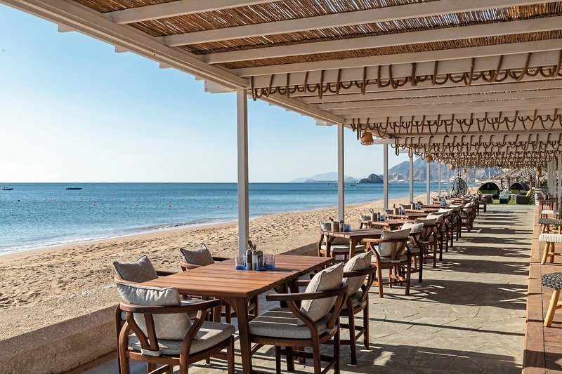 Le Meridien Al Aqah Beach Resort 13