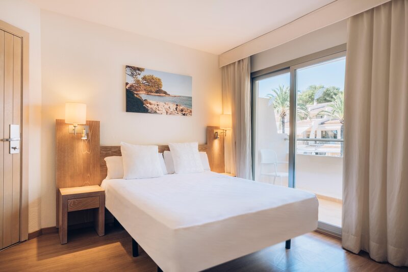 Iberostar Waves Pinos Park 34