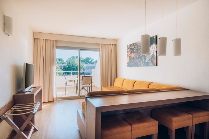 Iberostar Waves Pinos Park 30