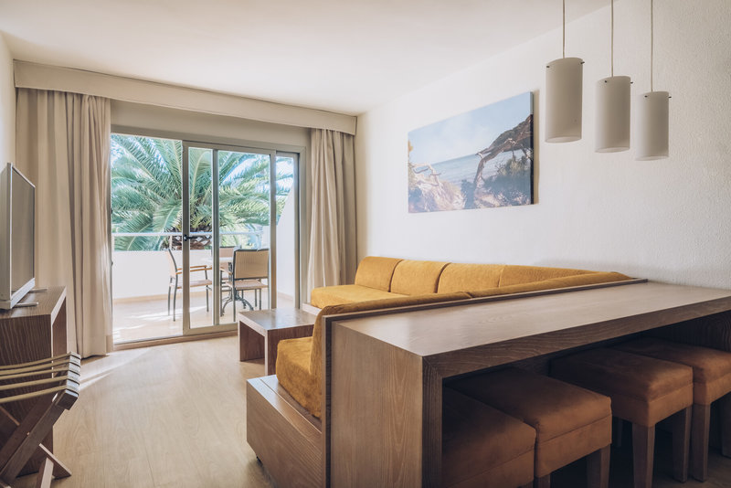 Iberostar Waves Pinos Park 6