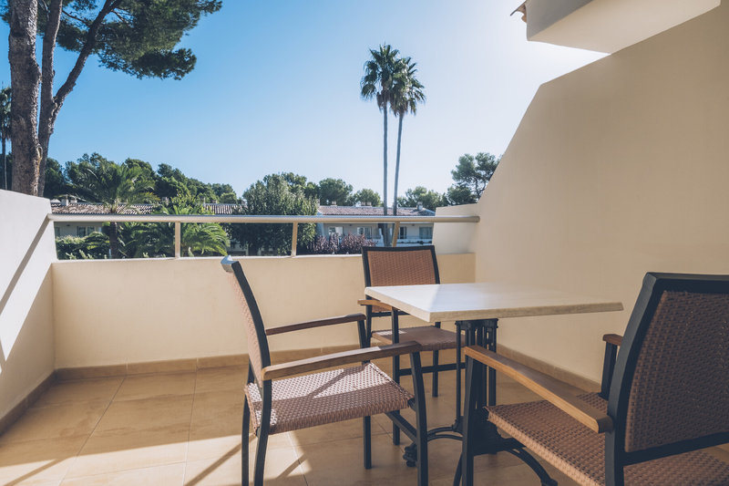 Iberostar Waves Pinos Park 9