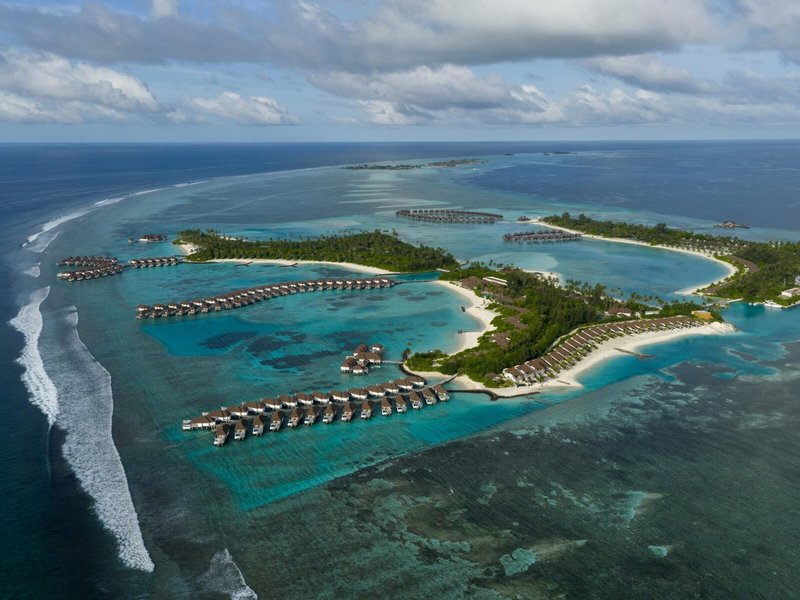 Olhuveli Beach & Spa Resort 1