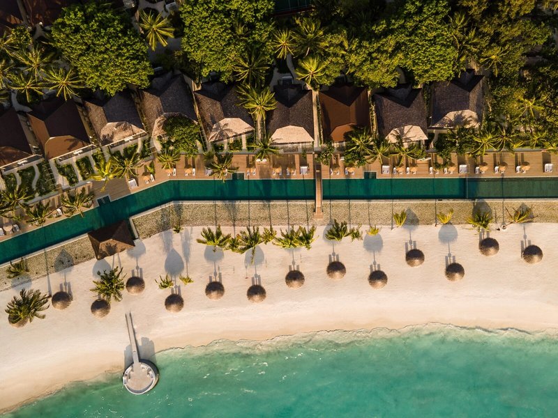 Olhuveli Beach & Spa Resort 2