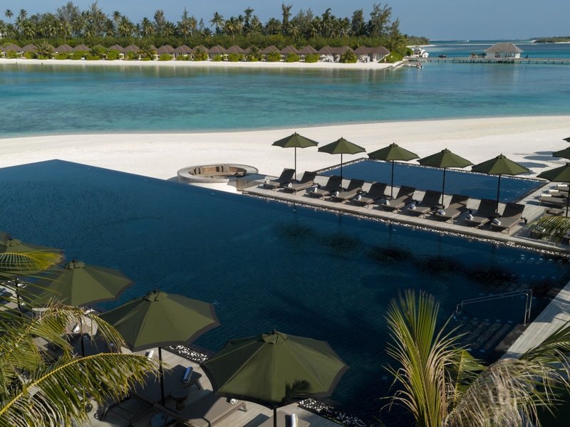 Olhuveli Beach & Spa Resort 4