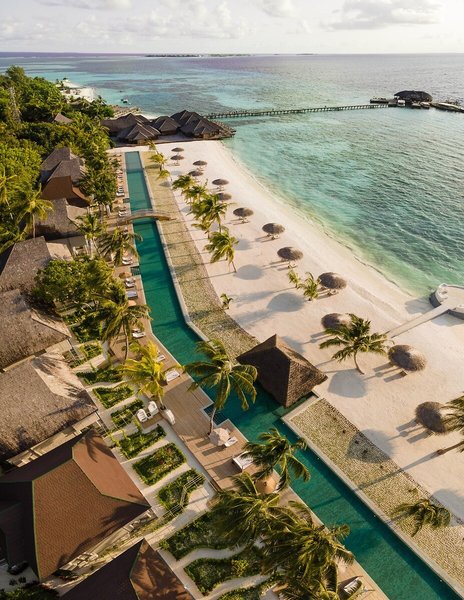 Olhuveli Beach & Spa Resort 10