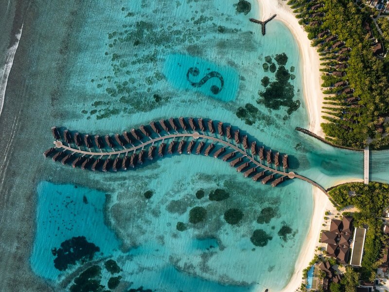 Olhuveli Beach & Spa Resort 11