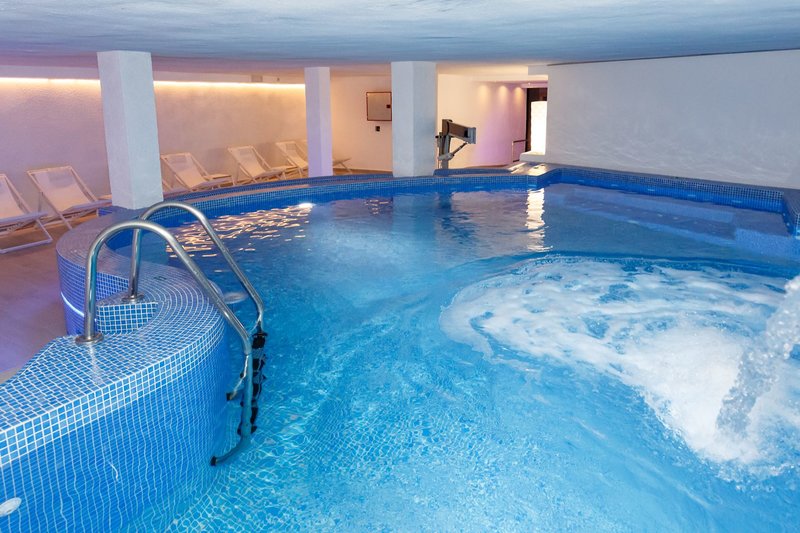 R2 Bahia Cala Ratjada Design Hotel 25