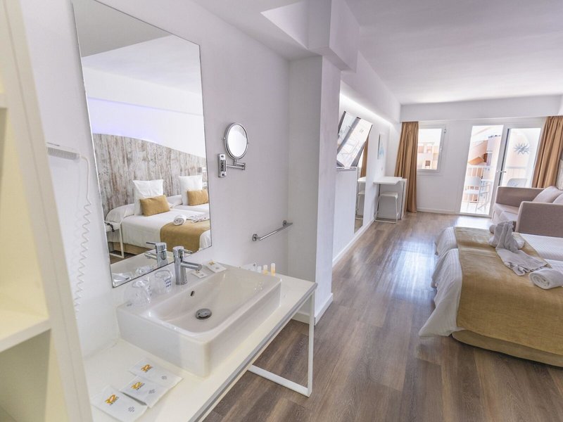 R2 Bahia Cala Ratjada Design Hotel 46