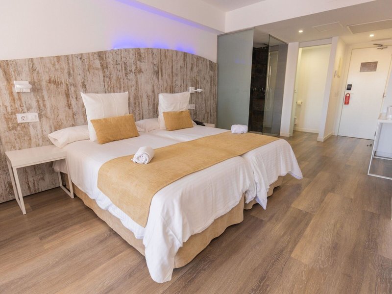 R2 Bahia Cala Ratjada Design Hotel 47