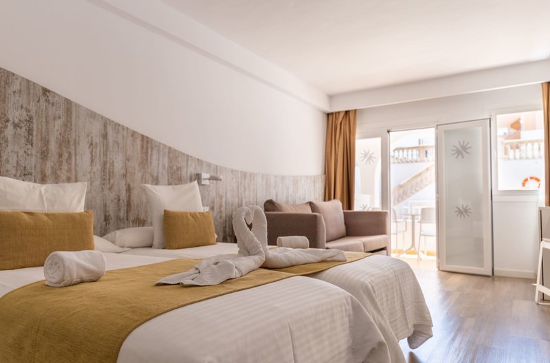 BQ Cala Ratjada 18