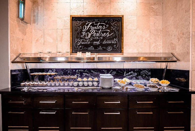 Dominican Fiesta Hotel & Casino 4 - Restaurant