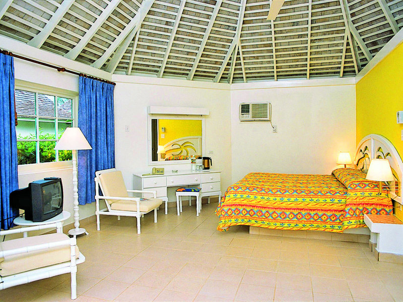 Decameron Club Caribbean Runaway Bay, Ramada All Inclusive 24