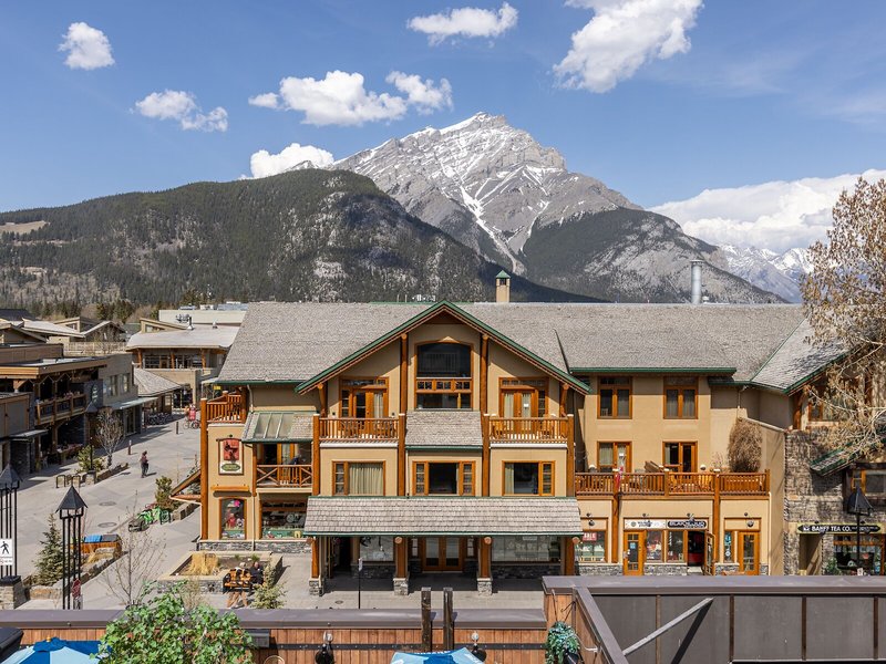 Brewster Mountain Lodge 5