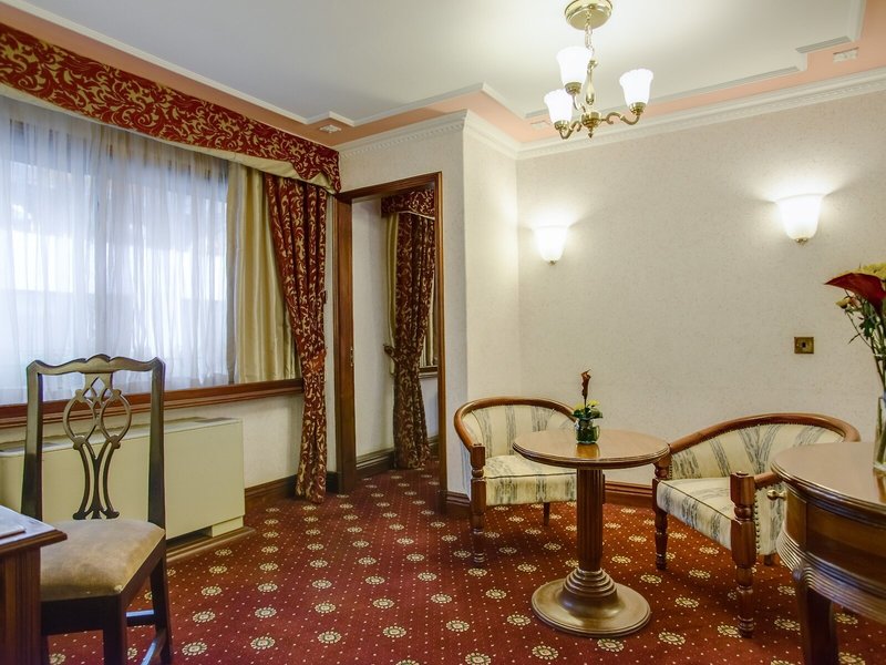 Sarova Stanley 10