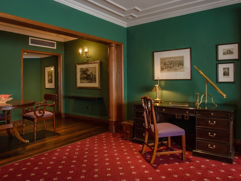 Sarova Stanley 25