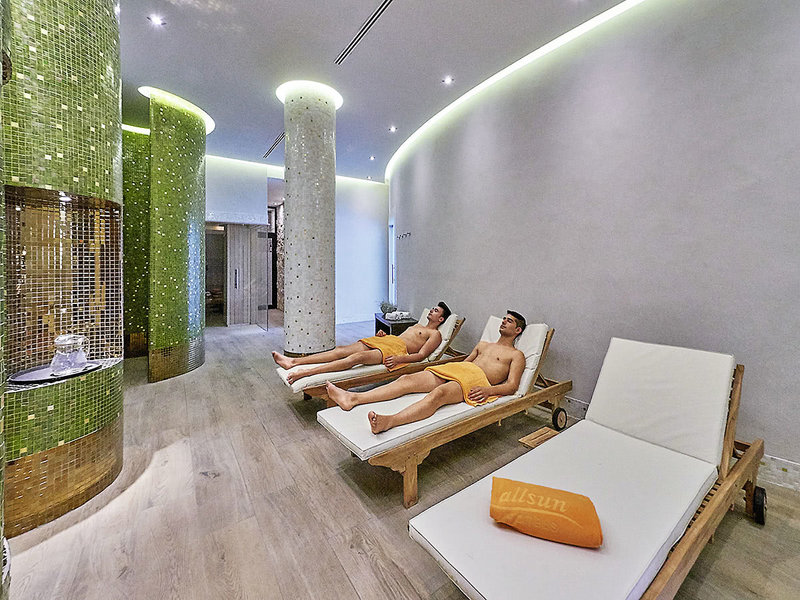 allsun Hotel Illot Park 23