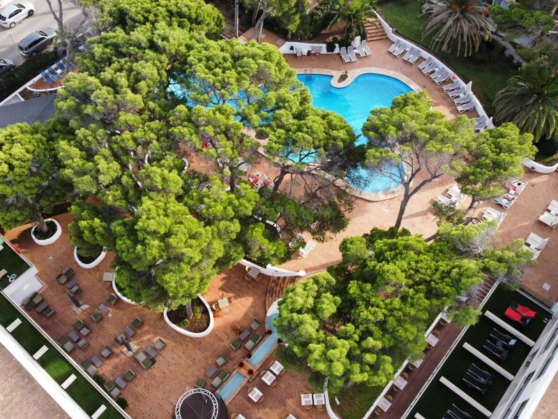 Hotel & Spa S'Entrador Playa  6