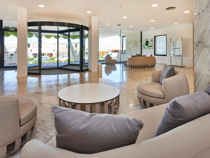 Hotel & Spa S'Entrador Playa  7