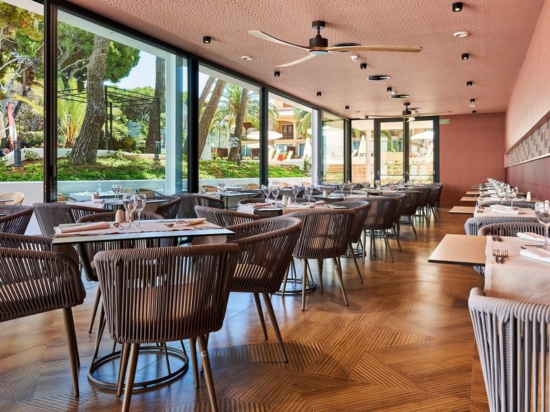 Hotel & Spa S'Entrador Playa  10