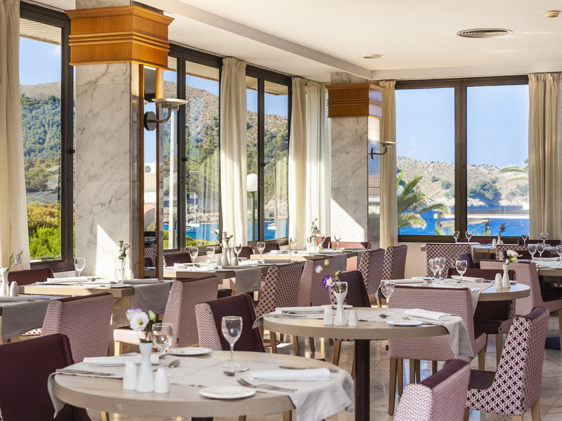 Hotel & Spa S'Entrador Playa  11