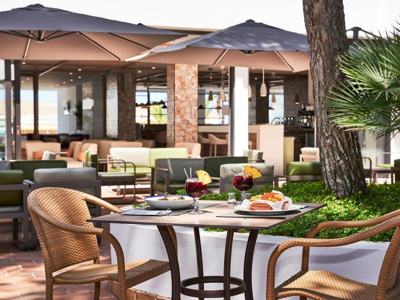 Hotel & Spa S'Entrador Playa  12