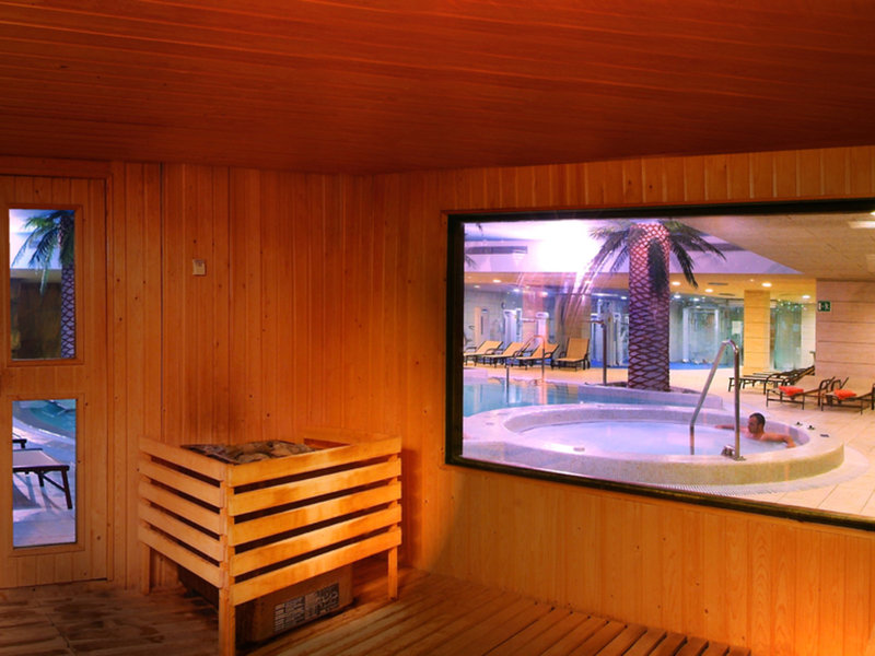 Hotel & Spa S'Entrador Playa  24