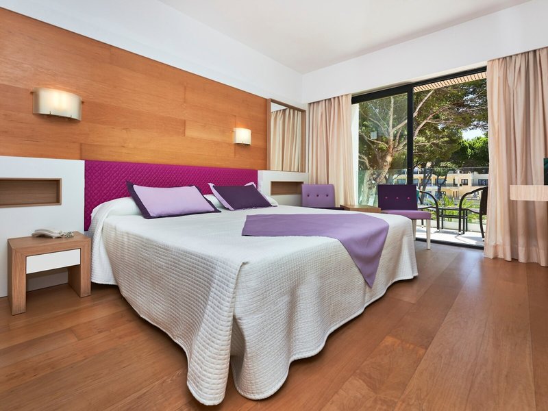 Hotel & Spa S'Entrador Playa  37