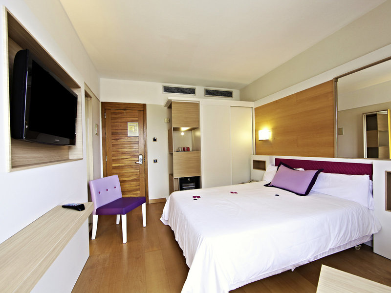 Hotel & Spa S'Entrador Playa  42