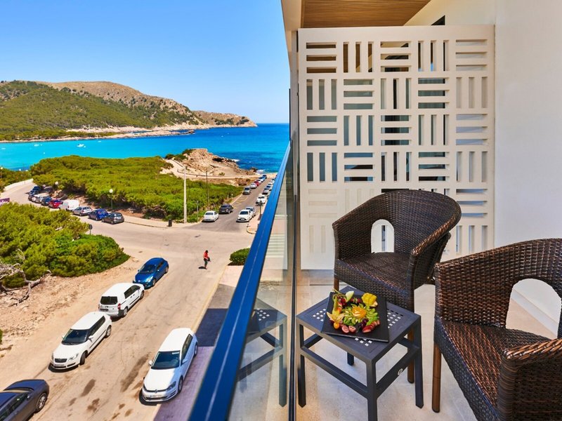 Hotel & Spa S'Entrador Playa  50