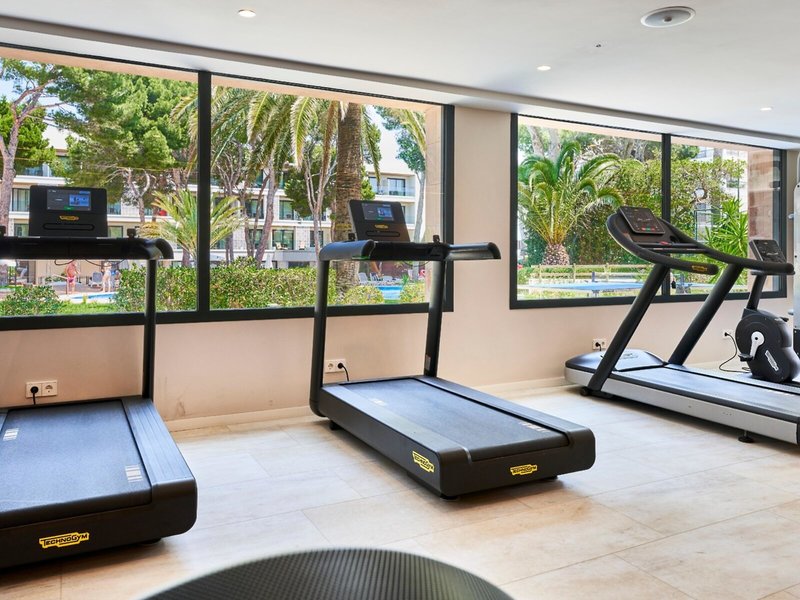 Hotel & Spa S'Entrador Playa  19