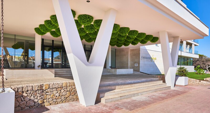 Hotel & Spa S'Entrador Playa  33