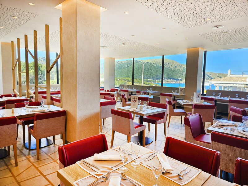 Hotel & Spa S'Entrador Playa  43