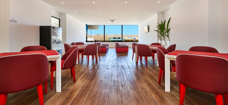 Hotel & Spa S'Entrador Playa  47