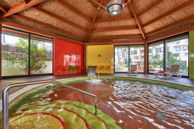 Hotel & Spa S'Entrador Playa  57