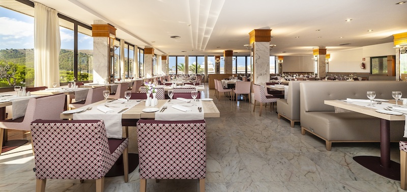 Hotel & Spa S'Entrador Playa  67