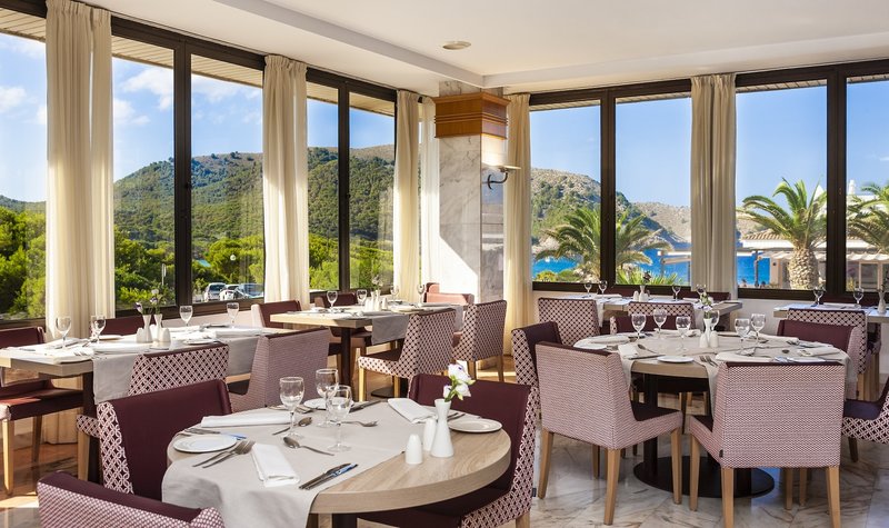Hotel & Spa S'Entrador Playa  68