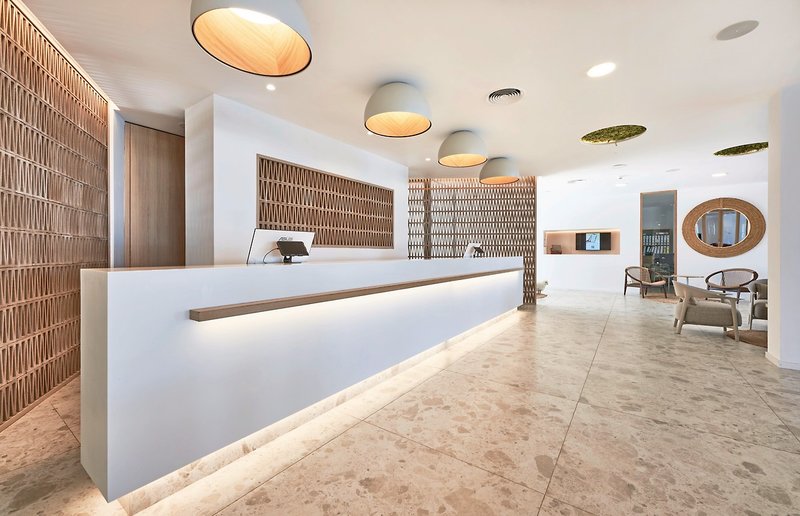 Hotel & Spa S'Entrador Playa  22