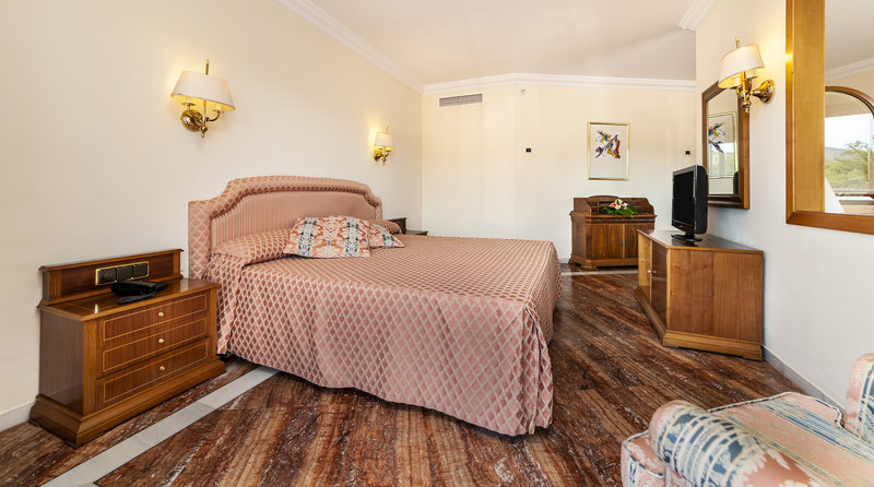 Hotel Serrano Palace 9