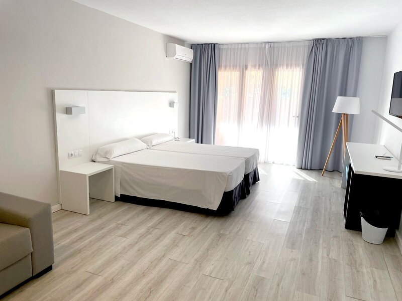 Blue Sea Jandia Luz 17 - Room Example