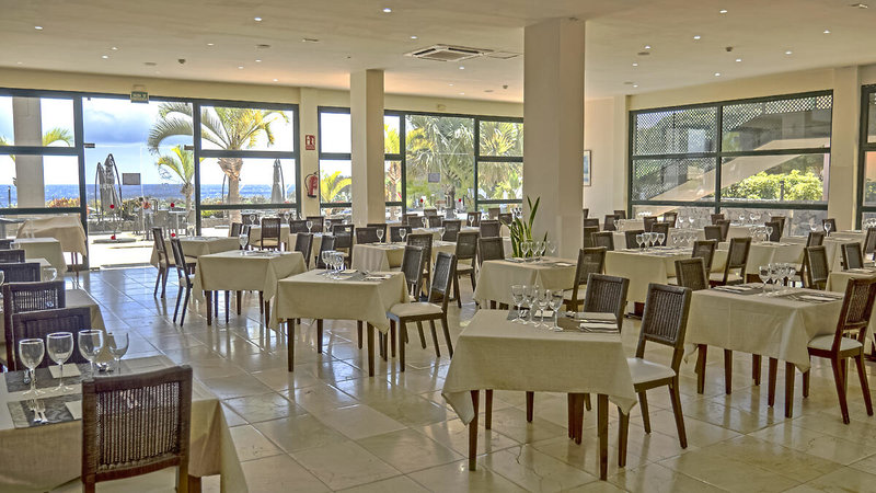 Hotel Las Olas 9