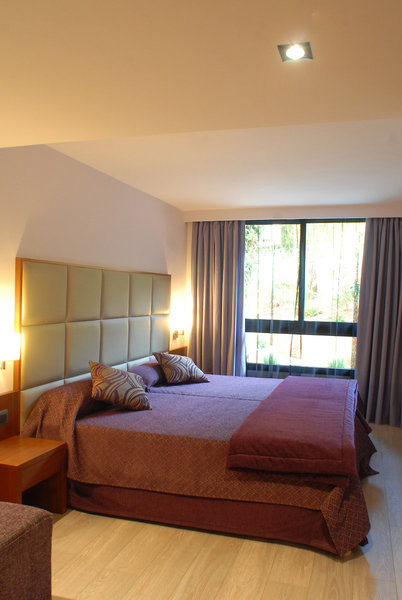 Protur Turo Pins Hotel 27 - Room Example