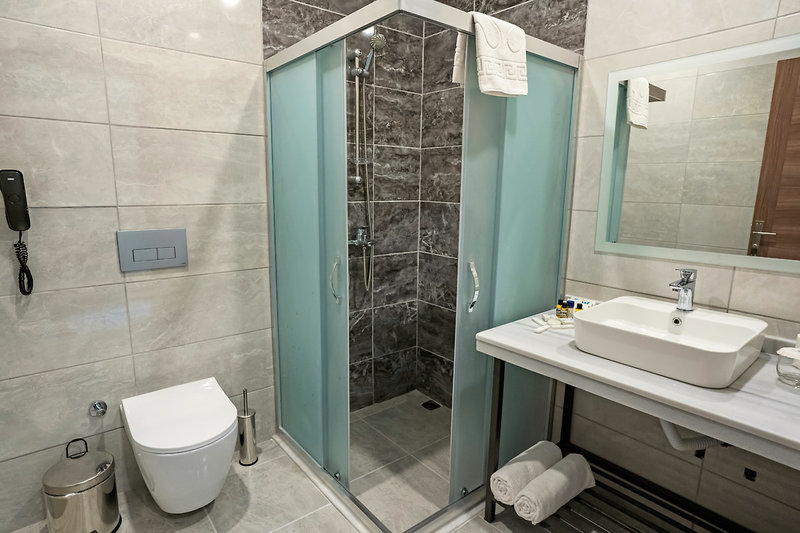 Master Family Club Side  3