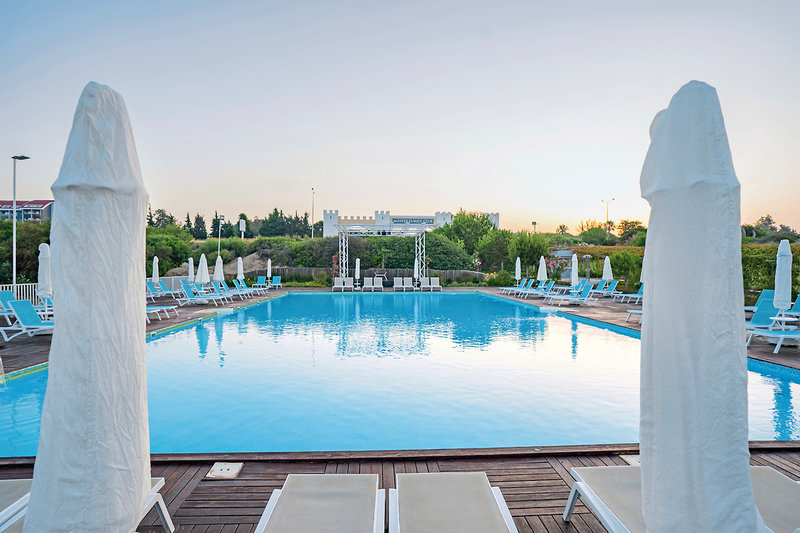 Master Family Club Side  12