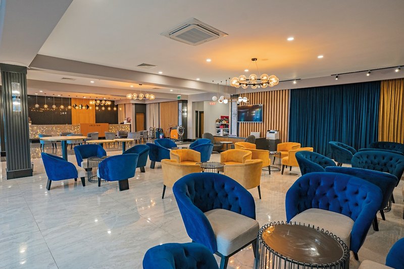 Master Family Club Side  27