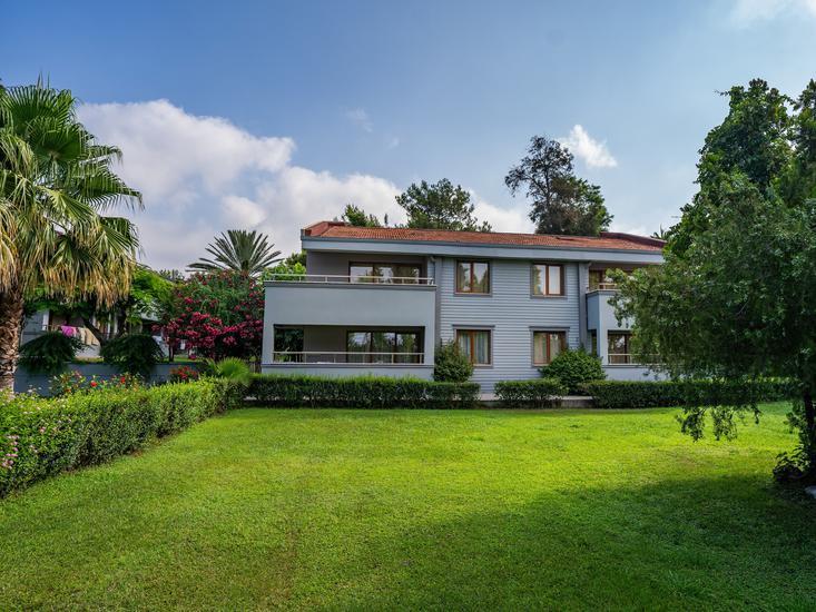 Master Family Club Side  1