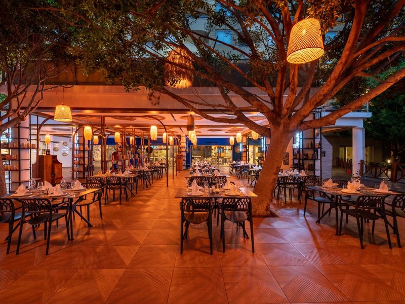 Silence Beach Resort 49 - Restaurant