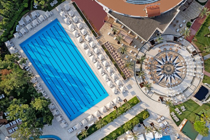 Titanic Beach Lara 18