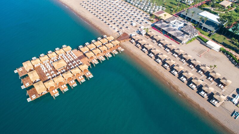 Titanic Beach Lara 21