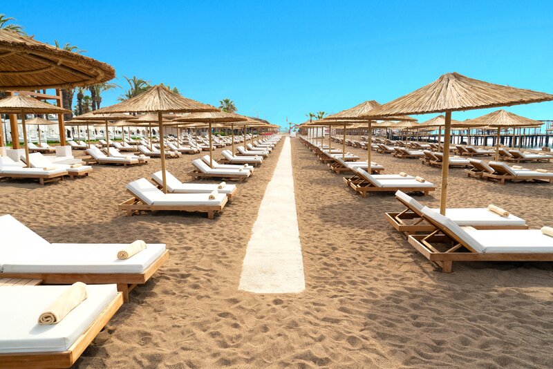 Titanic Beach Lara 25