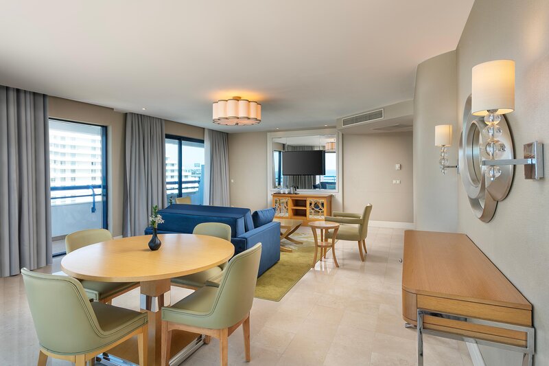 Titanic Beach Lara 29